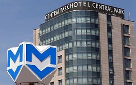 Централ Парк Хотел